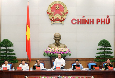 Thủ tướng Chính phủ Nguyễn Xuân Phúc chủ trì cuộc họp về xây dựng pháp luật.